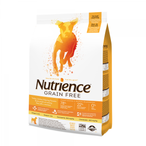 מזון יבש לכלבים מכל הסוגים ובכל הגילאים מבשר עוף, הודו ודג הרינג, ללא דגנים